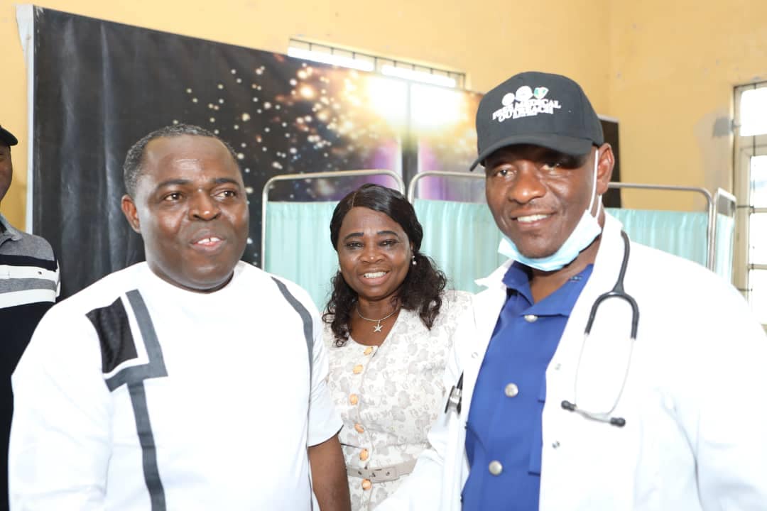 DELSU VC LEADS THE UNIVERSITY’S MEDICAL TEAM ON A DAY FREE-MEDICAL OUTREACH